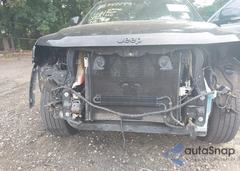 2014 Jeep Grand Cherokee Overland z USA, uszkodzony, nr VIN 1C4RJFCG1EC415642